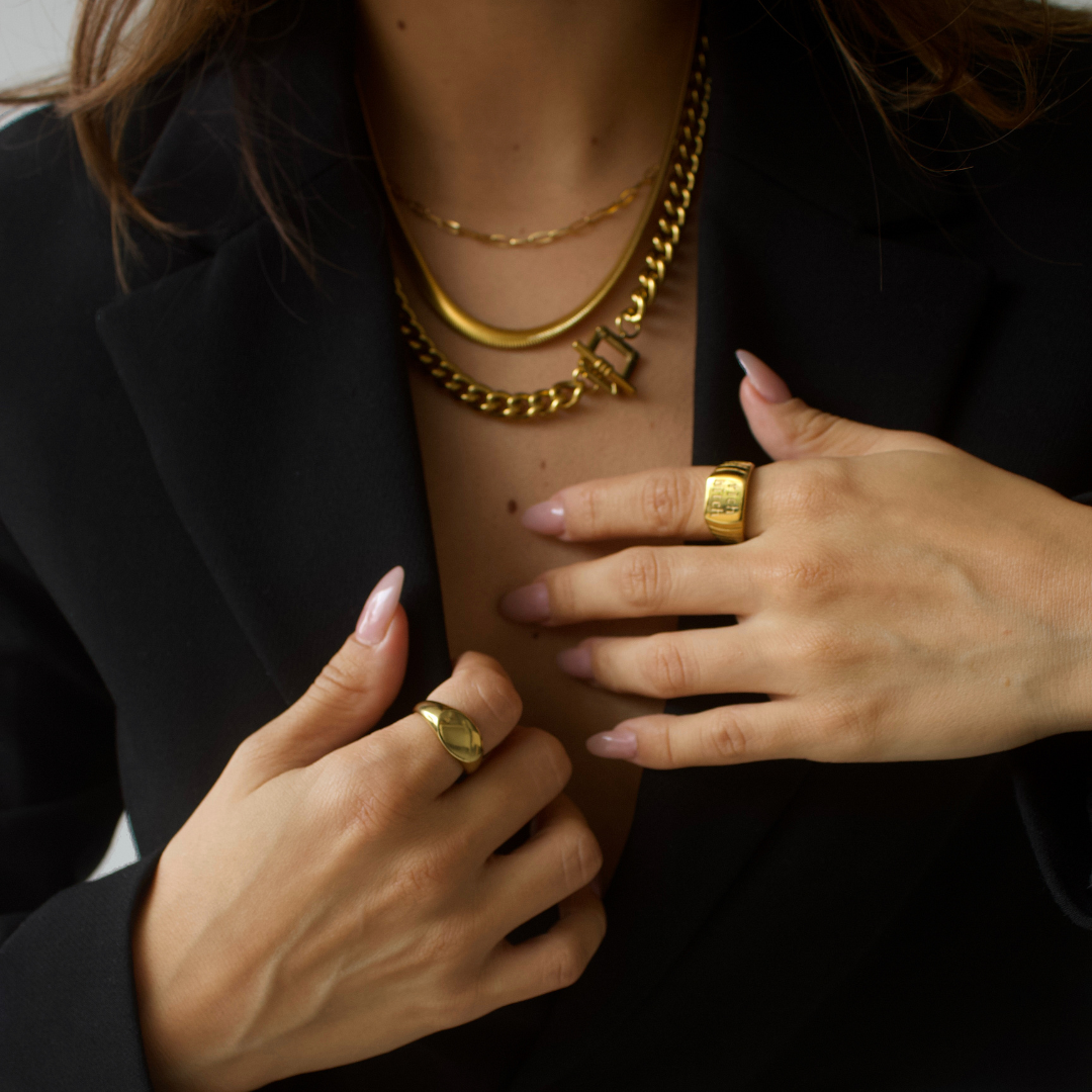 BUCKLE UP LONG T-BAR CHUNKY NECKLACE - levion.jewelry